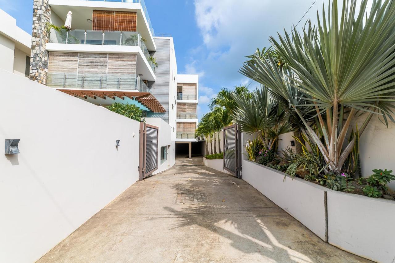 Beachcove Pereybere Beach Exterior photo